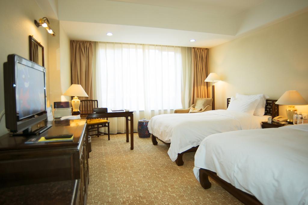 Datong Garden Hotel Room photo