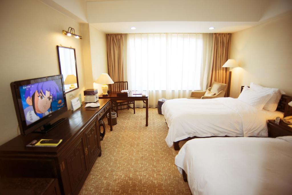 Datong Garden Hotel Room photo