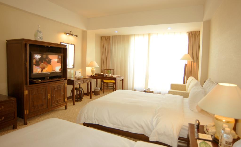 Datong Garden Hotel Room photo